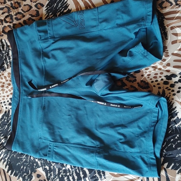 ✅Reebok Workout Shorts - Picture 1 of 4